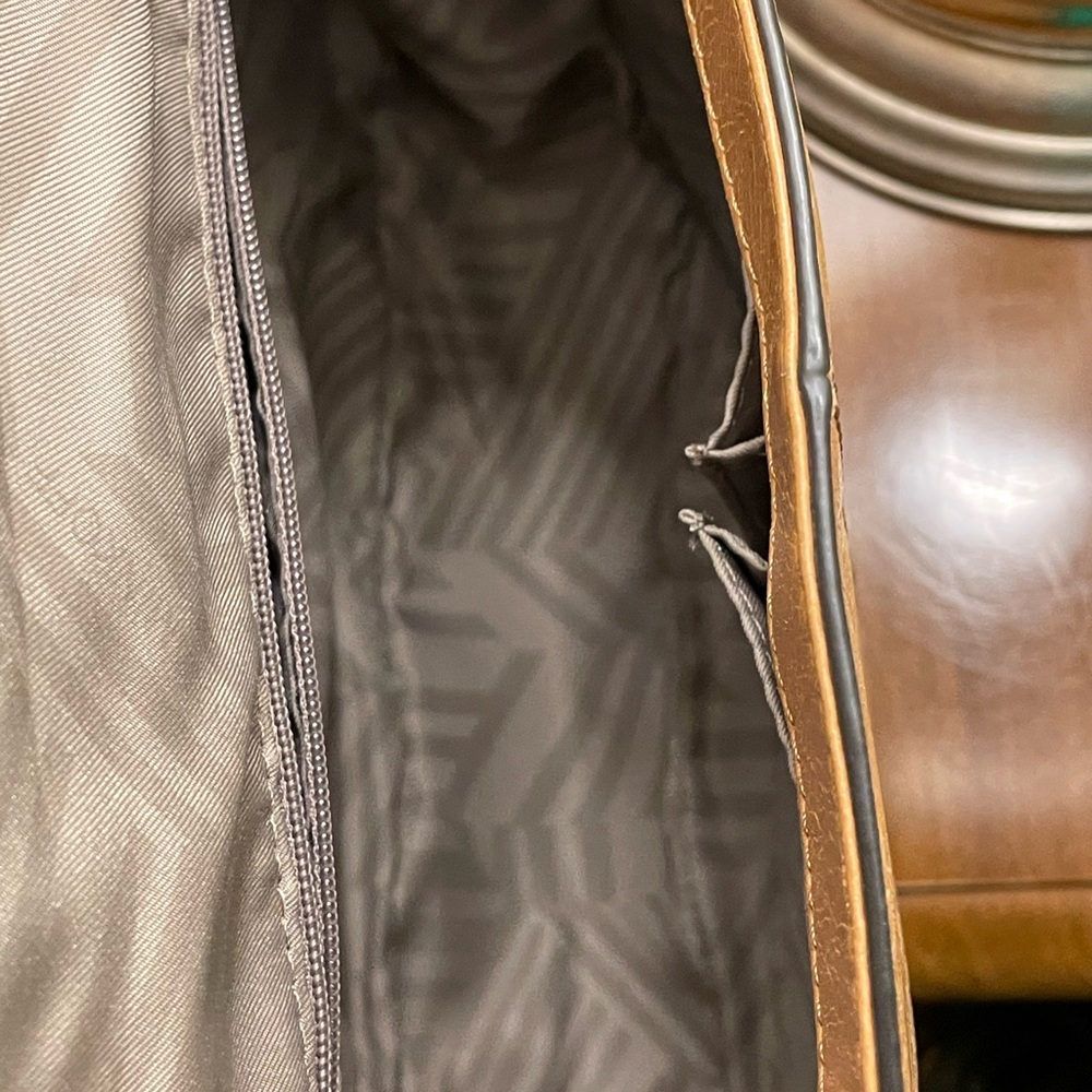 Rebecca Minkoff Tan Leather Crossbody Bag with Whipstitching - Picture 4 of 5